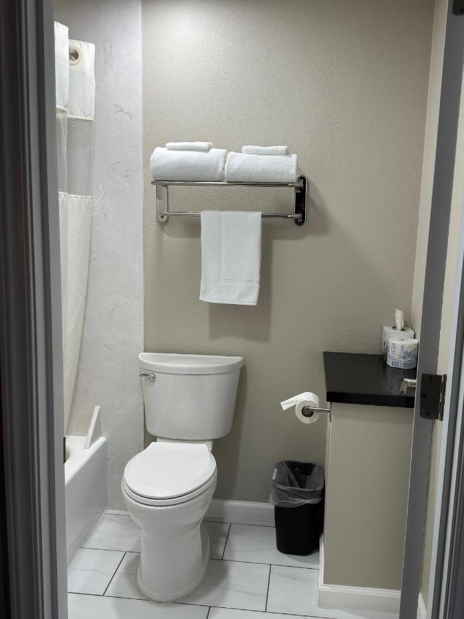 | Royal Inn Eugene- Airport