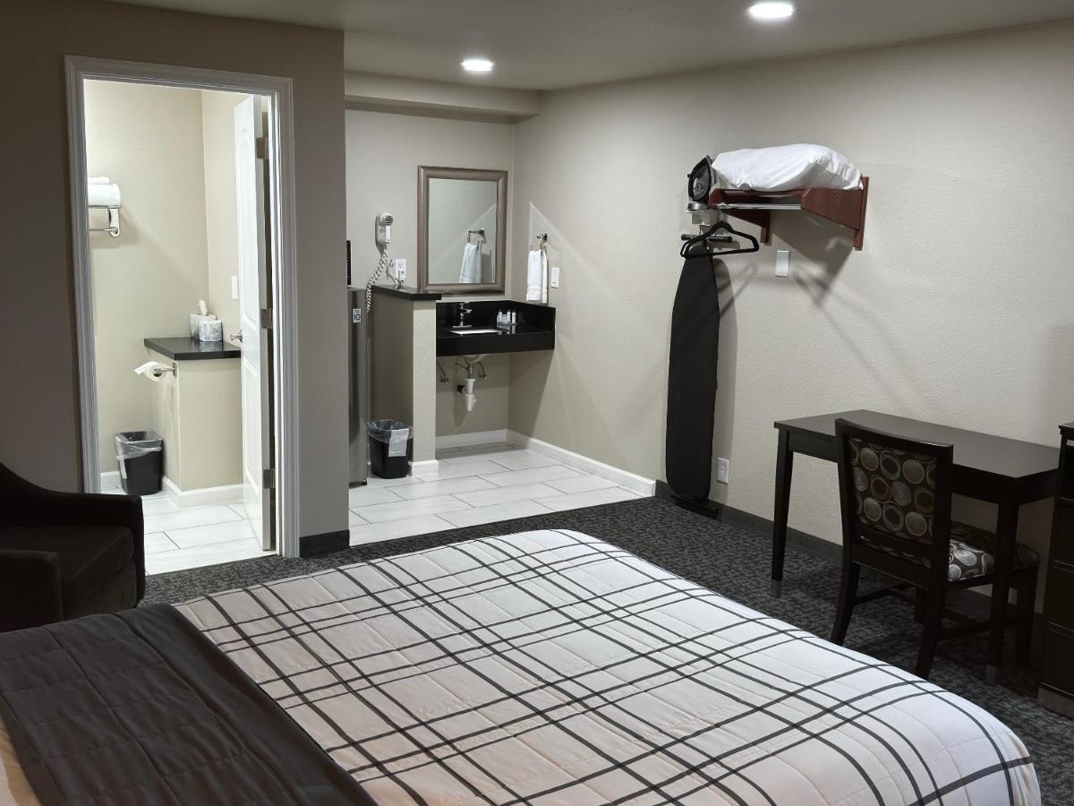 | Royal Inn Eugene- Airport