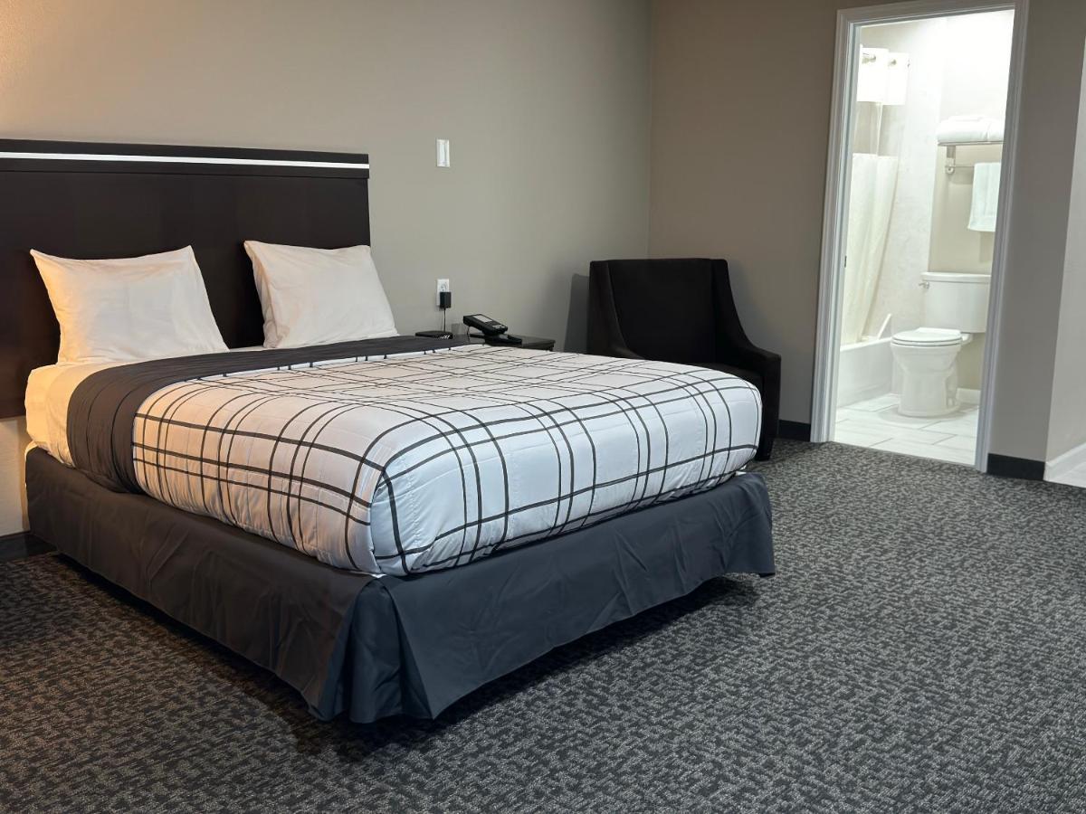 | Royal Inn Eugene- Airport
