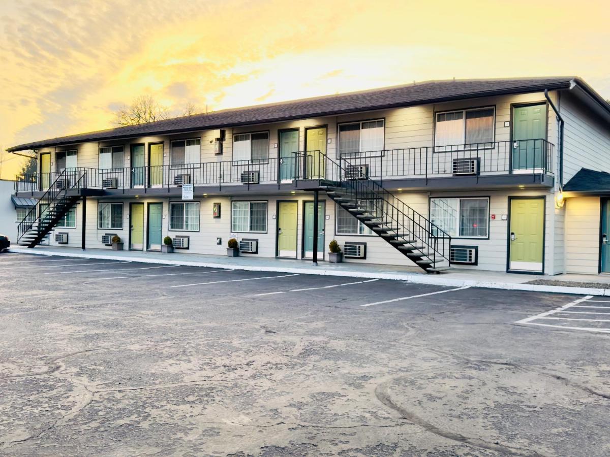 | Royal Inn Eugene- Airport