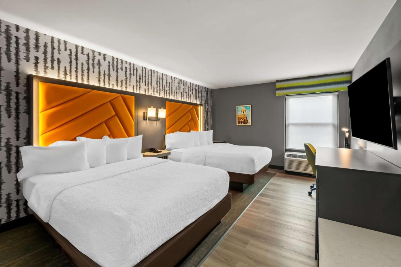 Double Room - Non-Smoking at Hampton Inn Lexington/Georgetown