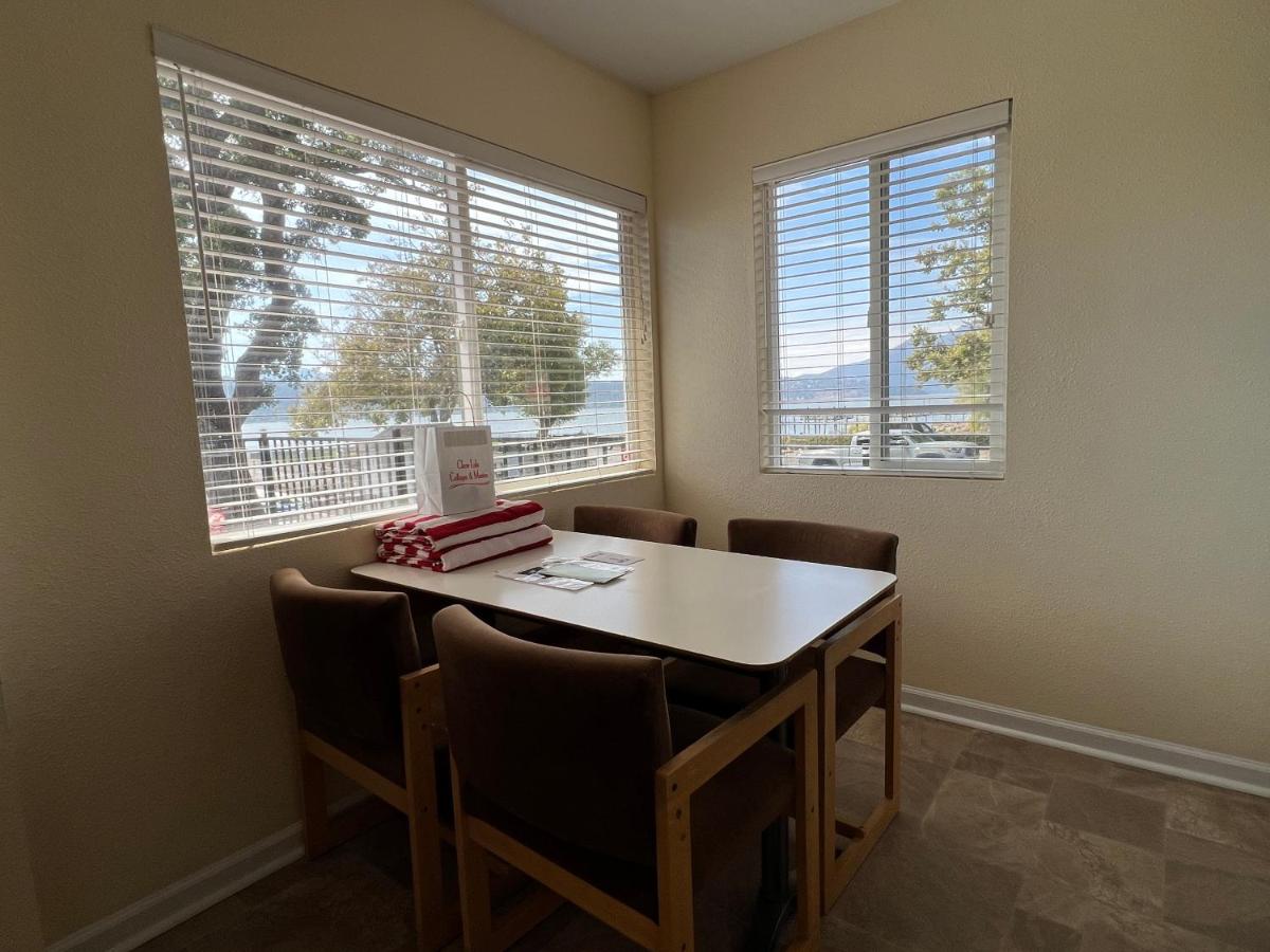 Deluxe Queen Suite at Clear Lake Cottages & Marina