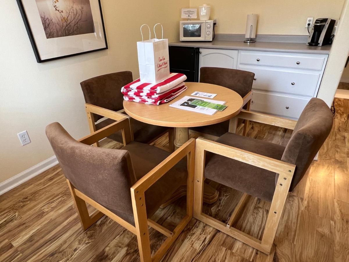 Deluxe Double Studio at Clear Lake Cottages & Marina