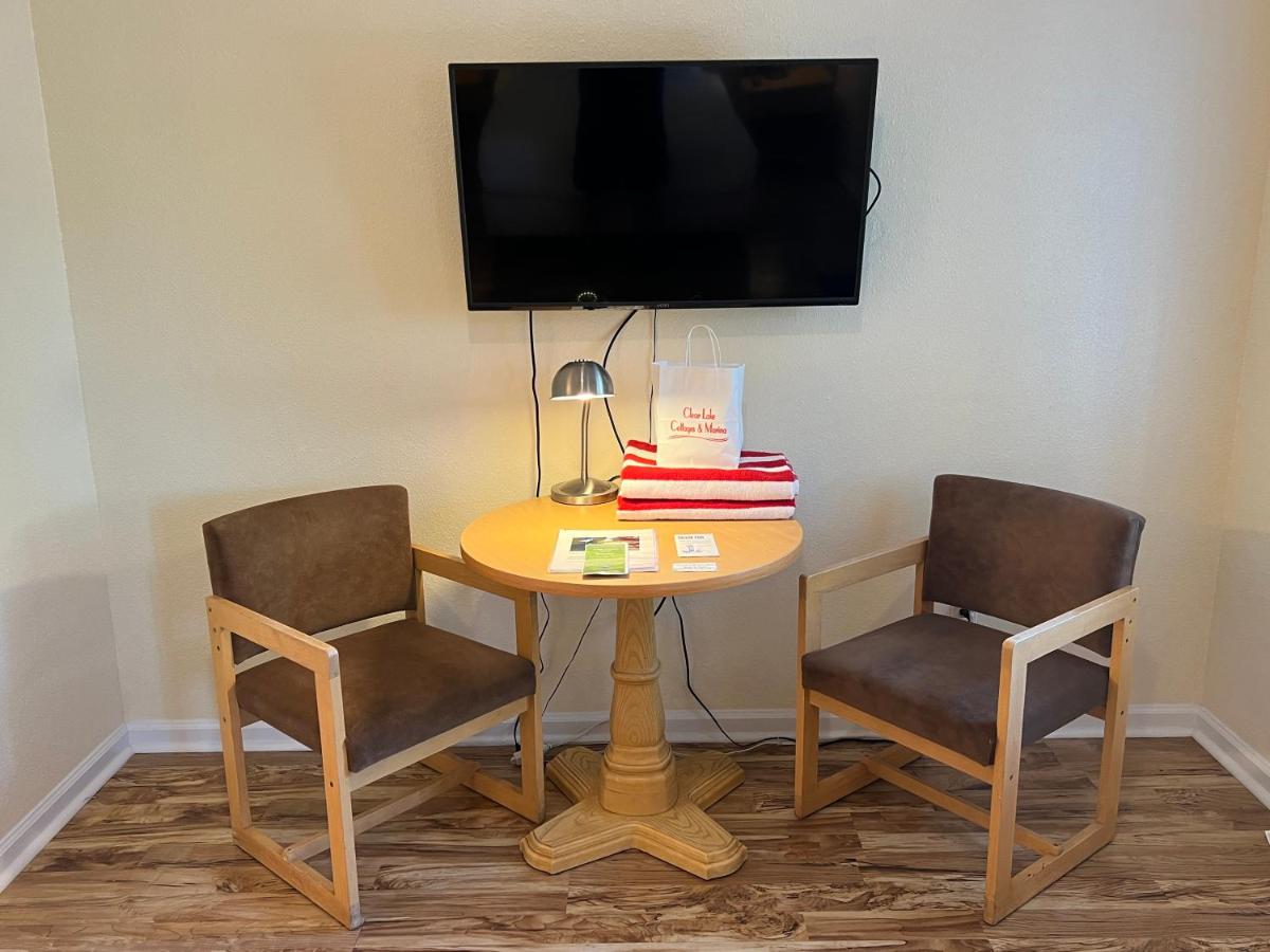Queen Studio at Clear Lake Cottages & Marina
