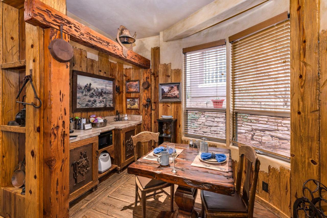 | Adobe Grand Villas