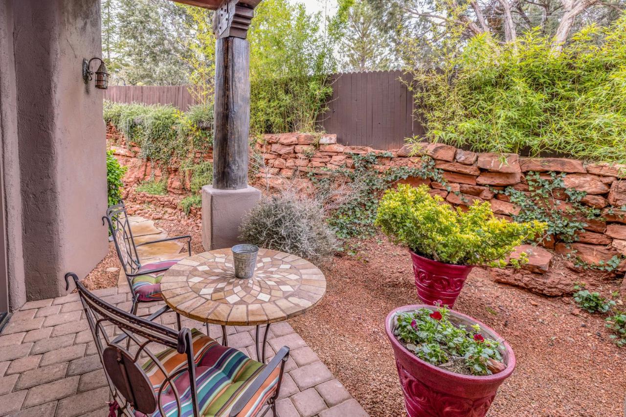 | Adobe Grand Villas