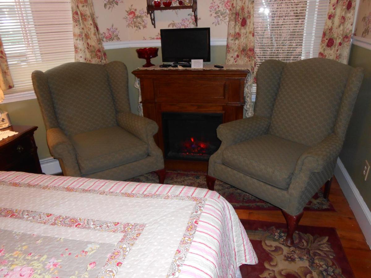  | Angel of the Sea Bed and Breakfast