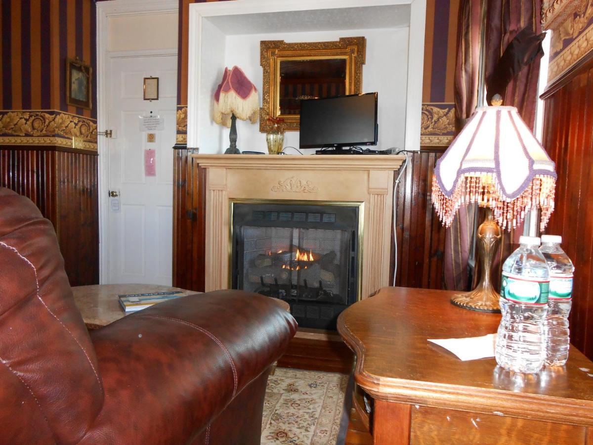  | Angel of the Sea Bed and Breakfast