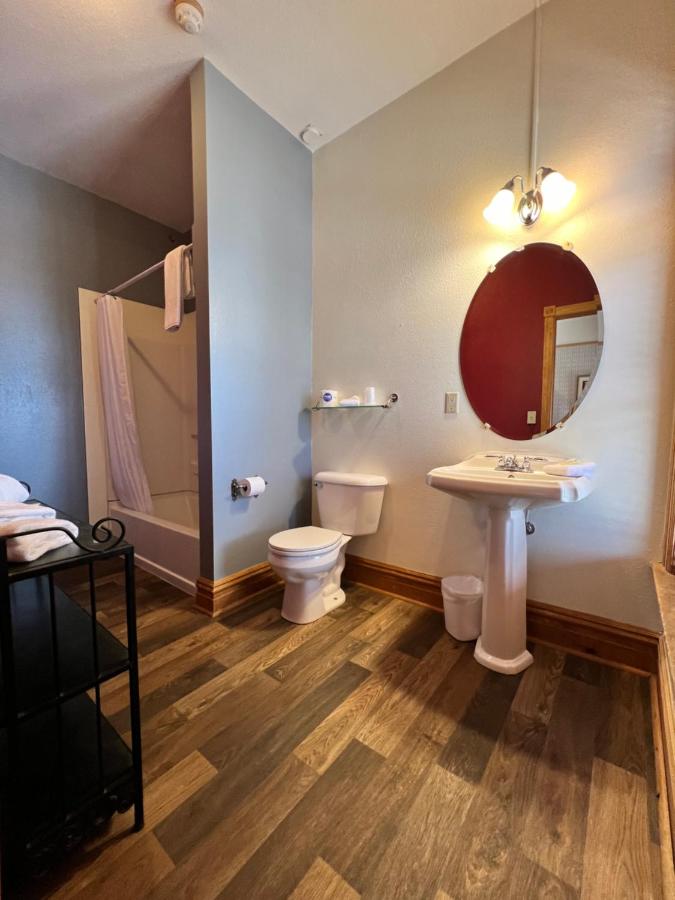 | Hotel St Nicholas