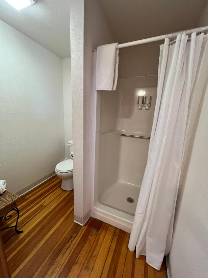 | Hotel St Nicholas
