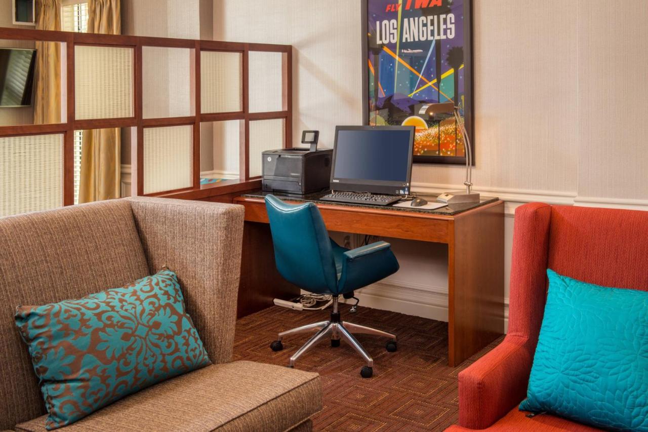 | Residence Inn by Marriott Dulles Airport At Dulles 28 Centre