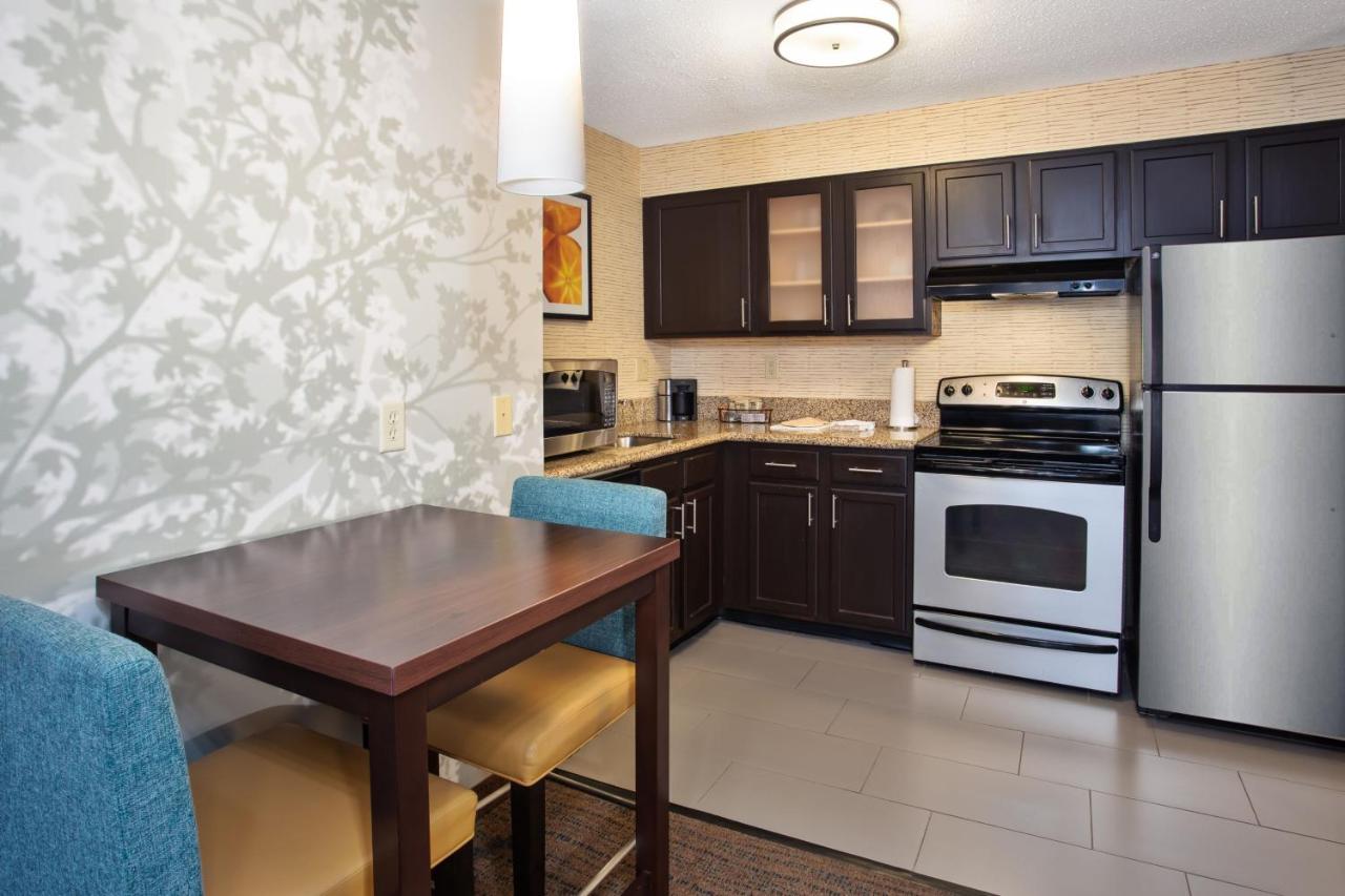 | Residence Inn Grand Rapids West