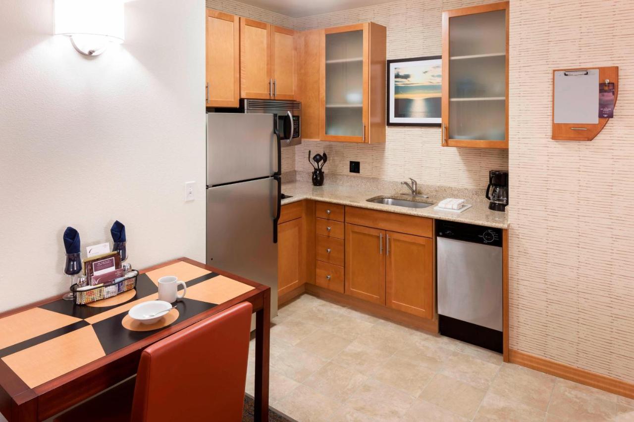 One-Bedroom King Suite at Residence Inn by Marriott Chicago Lake Forest/Mettawa