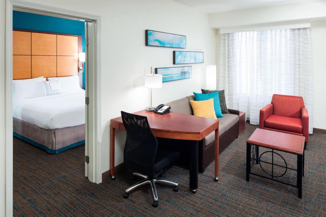  | Residence Inn by Marriott Chicago Lake Forest/Mettawa