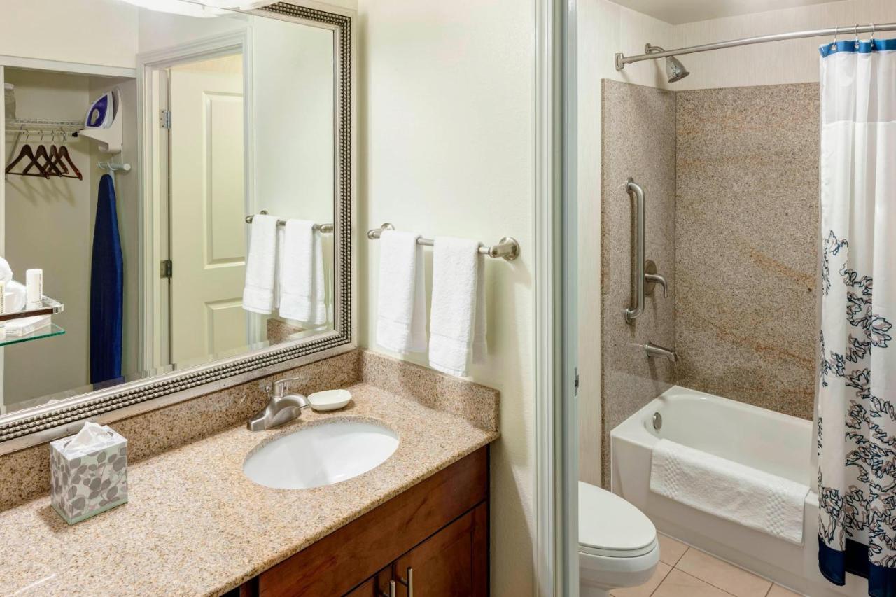  | Residence Inn by Marriott Chicago Lake Forest/Mettawa