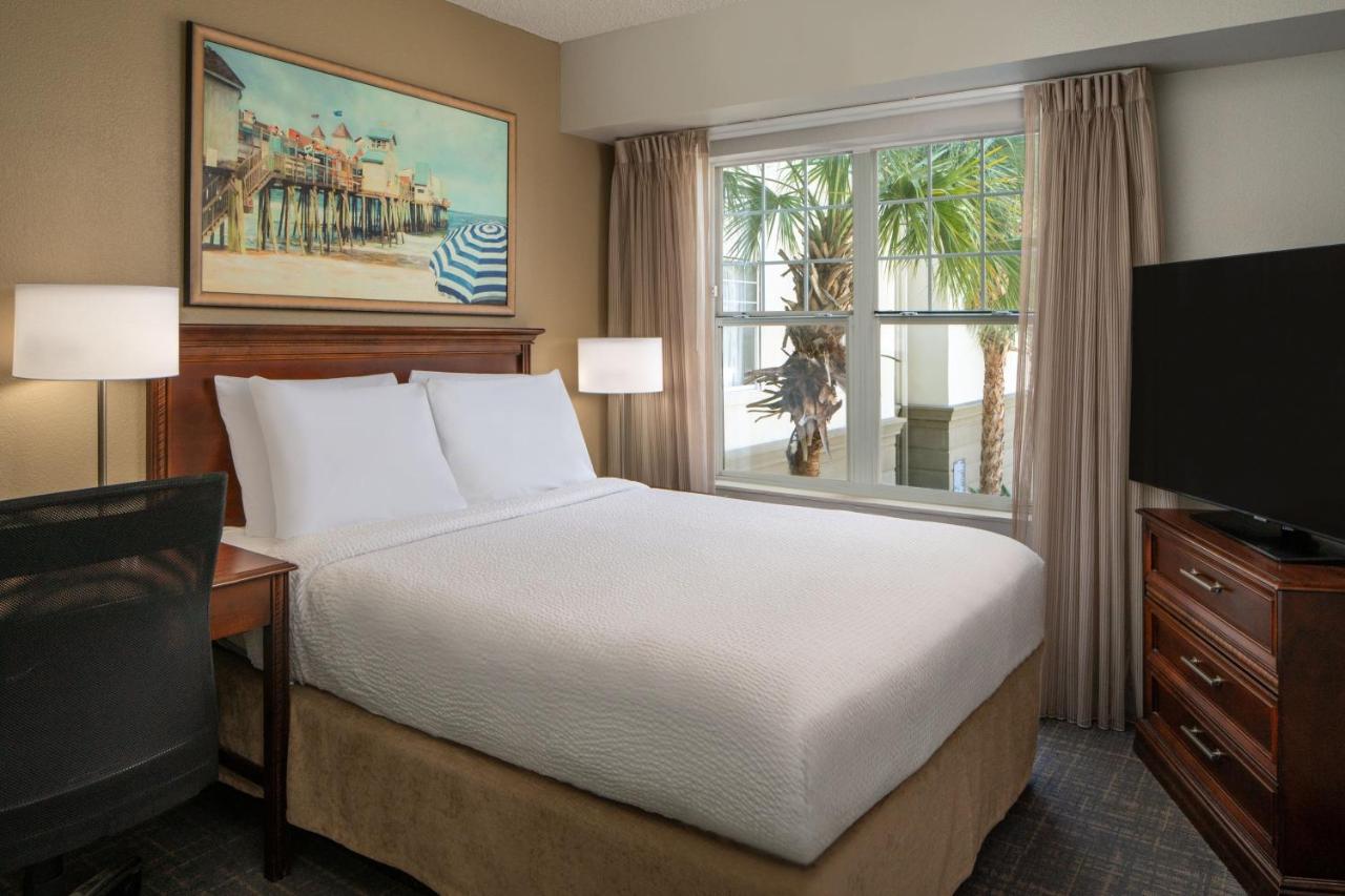 1 Bedroom Suites, 1 Queen, Sofa Bed at Residence Inn Charleston Riverview