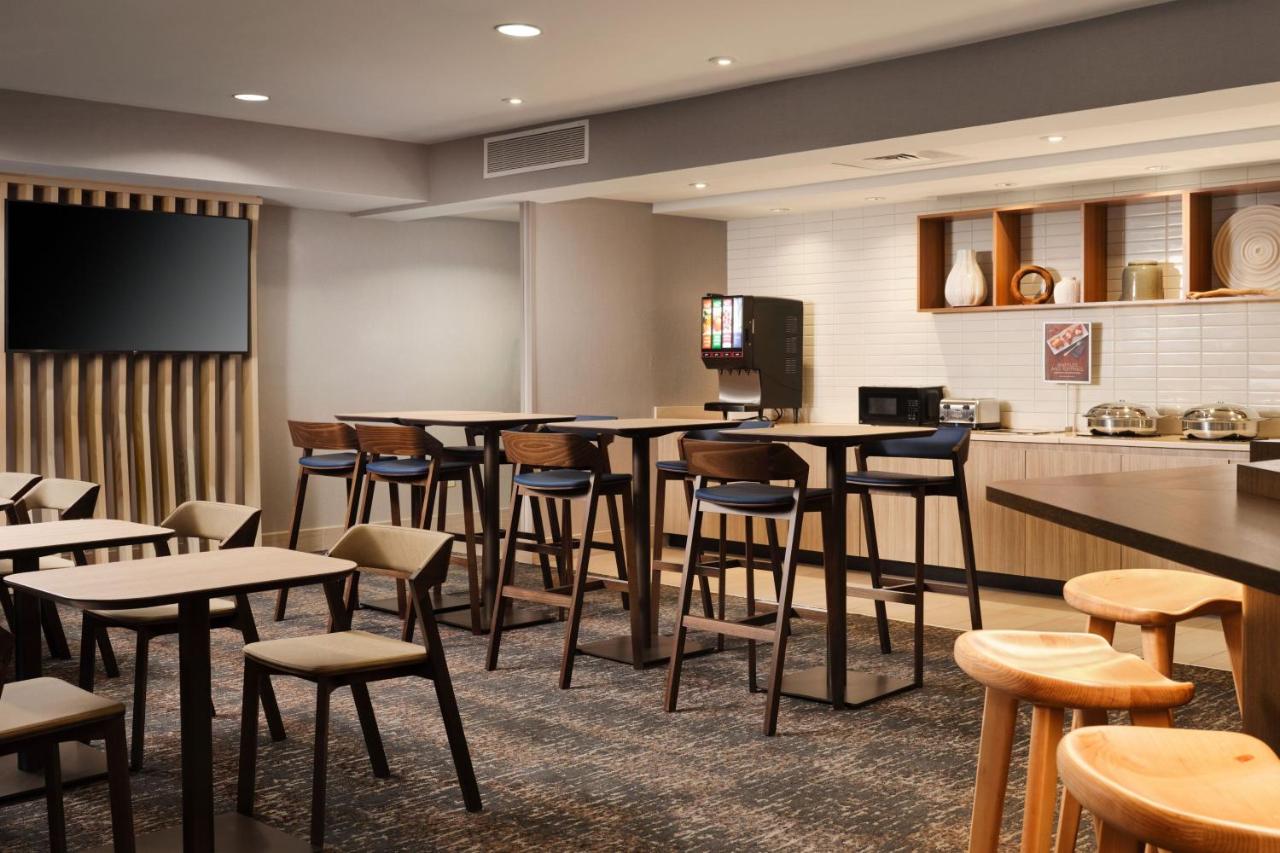 | Springhill Suites By Marriott Metro Center