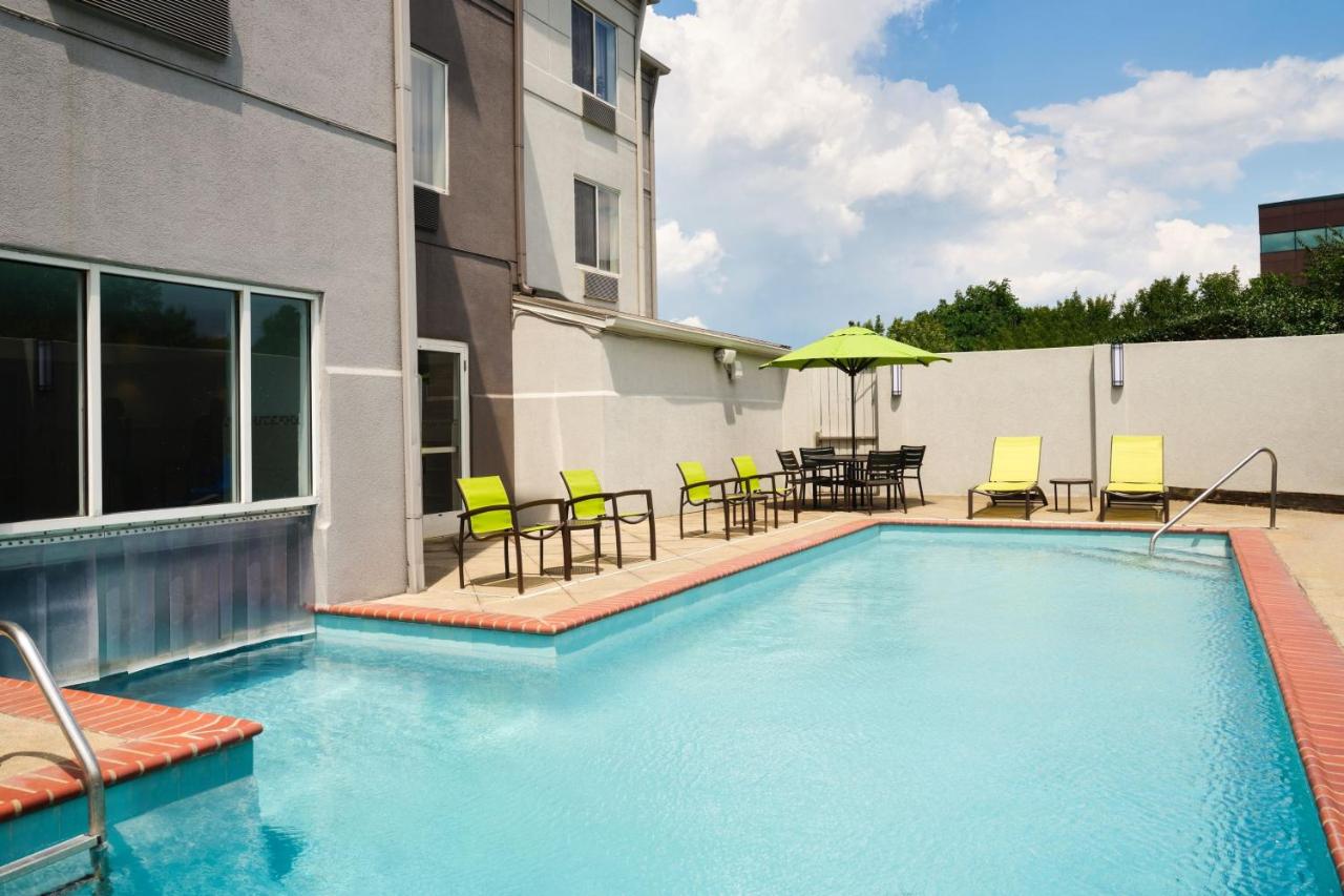 | Springhill Suites By Marriott Metro Center