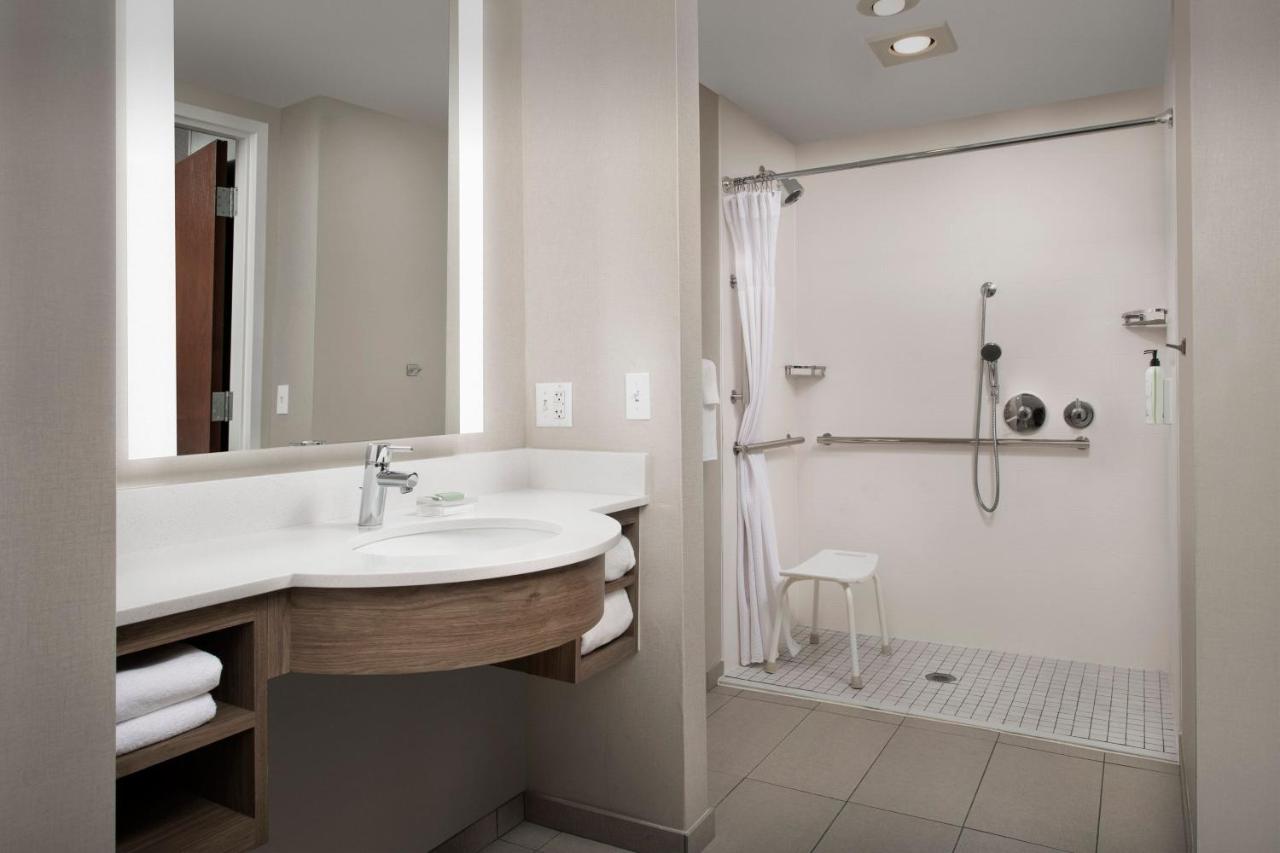 Queen Suite at SpringHill Suites by Marriott Boise ParkCenter