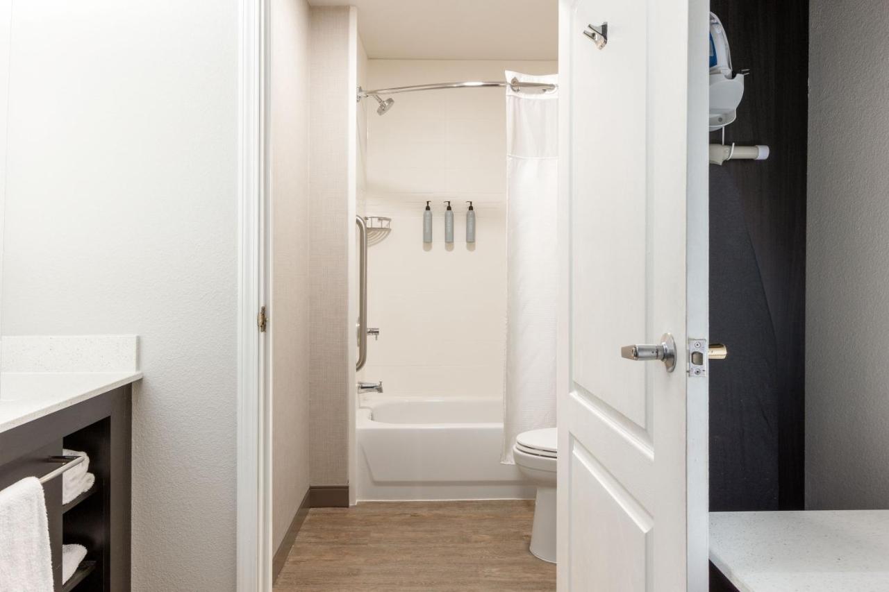 | Residence Inn by Marriott Corona Riverside