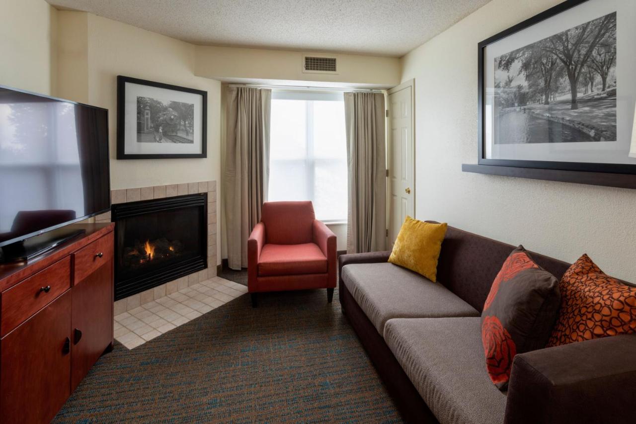 | Residence Inn by Marriott Minneapolis St. Paul/Roseville