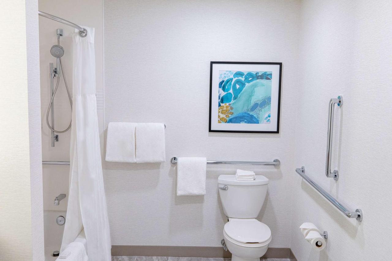  | Hilton Garden Inn Lakewood