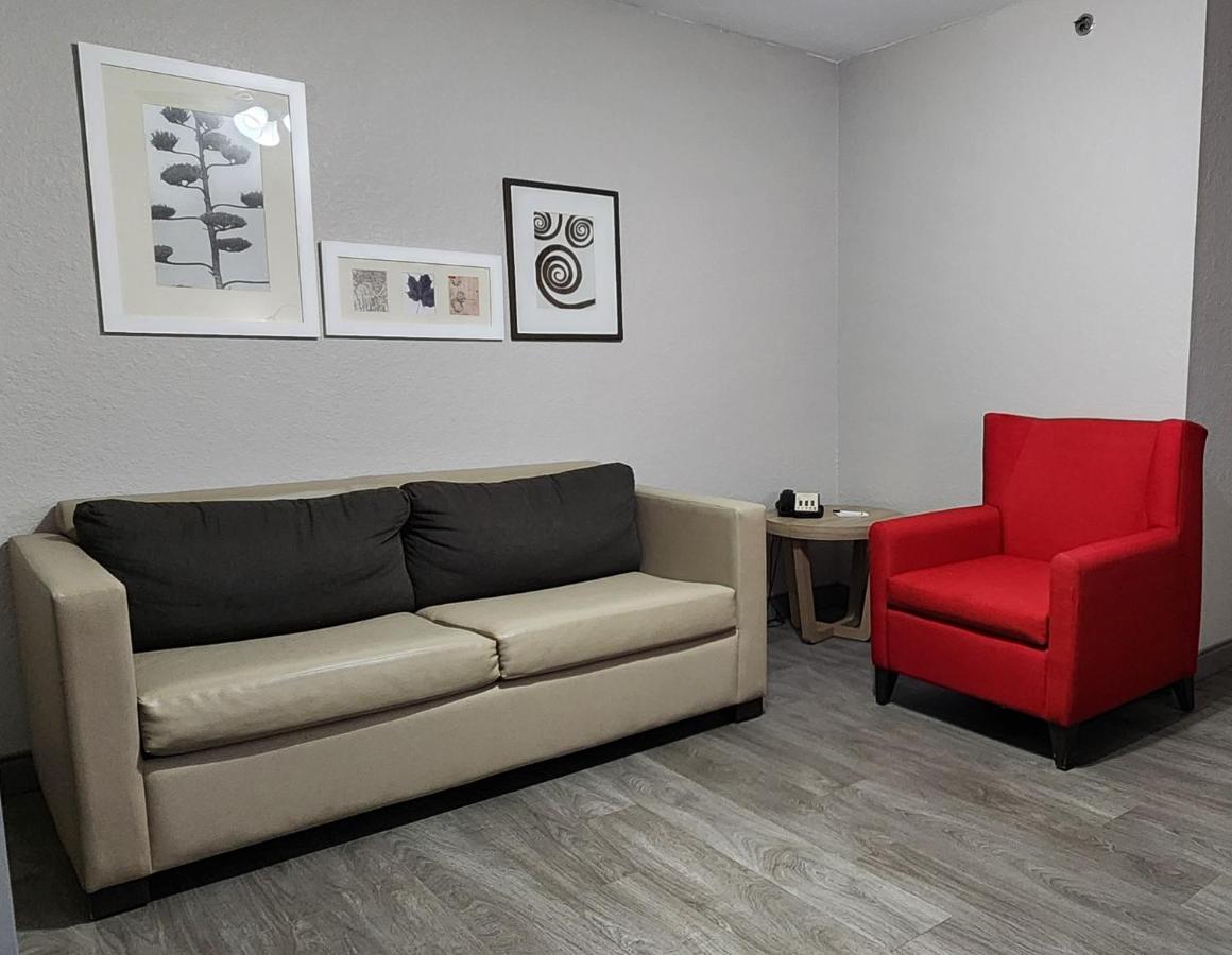 One-Bedroom King Suite - Non-Smoking at Country Inn & Suites by Radisson, Topeka West, KS