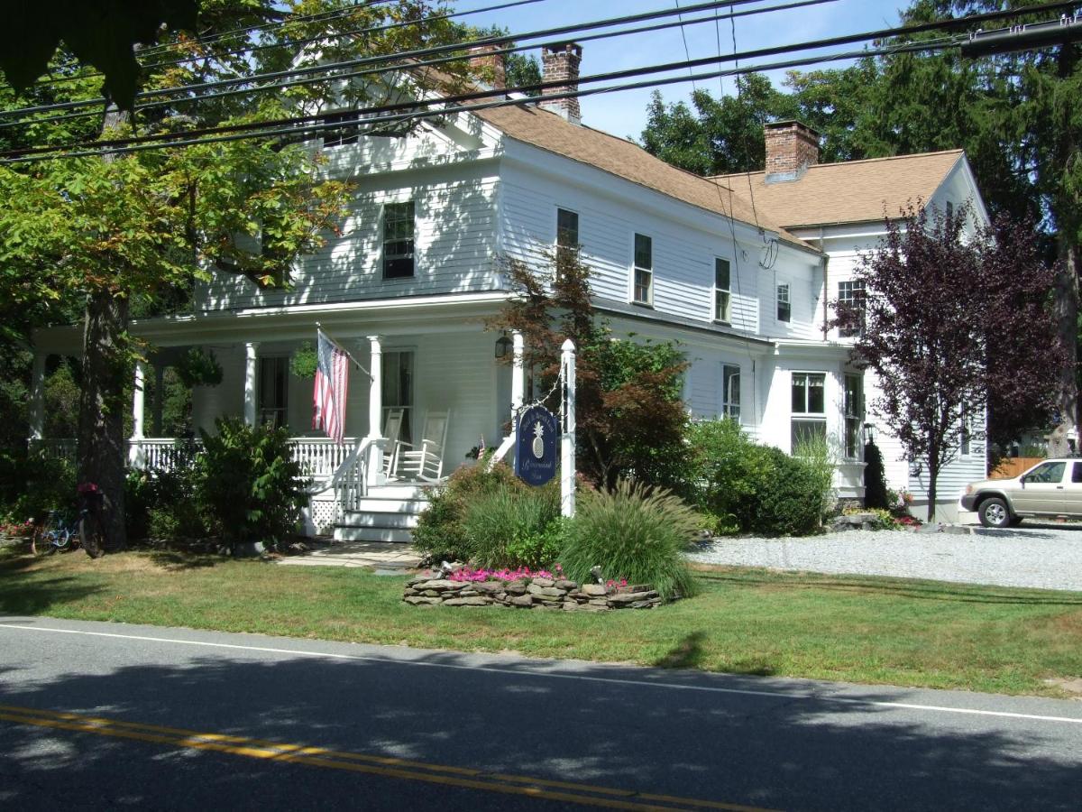 | Riverwind Inn Bed and Breakfast