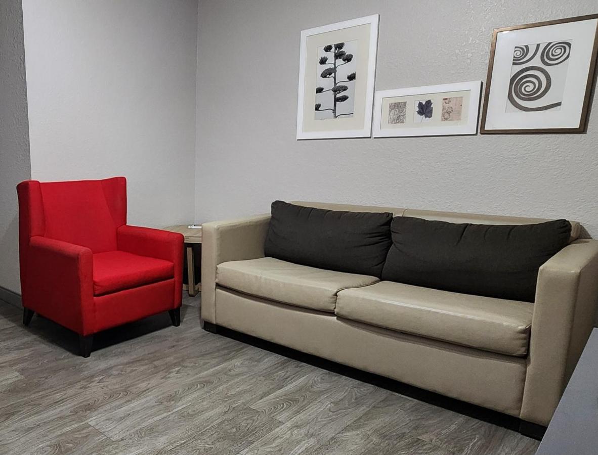 One-Bedroom Suite with Two Queen Beds - Non-Smoking at Country Inn & Suites by Radisson, Topeka West, KS