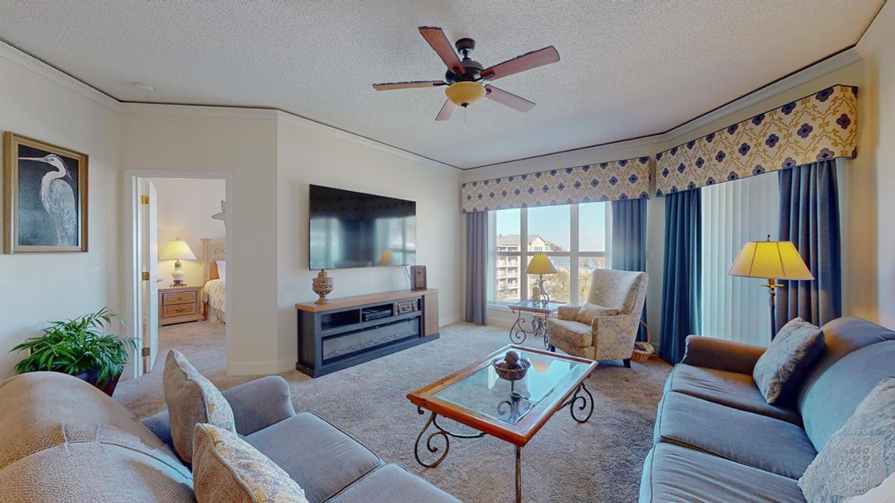 | 5506 Hampton Place South