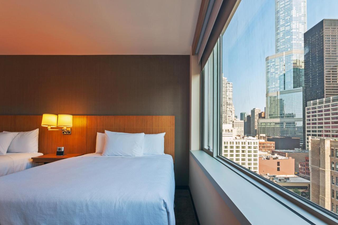 Queen Room with Two Queen Beds and City View - Non-Smoking at Hyatt Place Chicago/River North