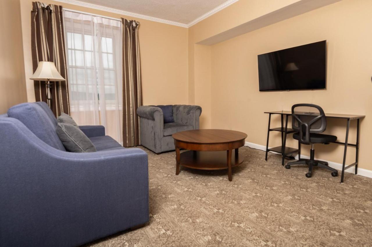 1 King Bed, Premier One-Bedroom Suite, Non-Smoking at Americus Hotel, Unscripted by Hyatt