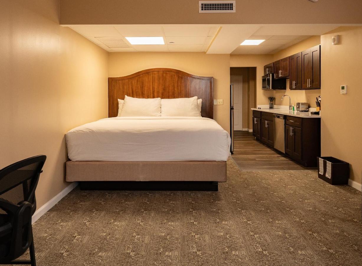Queen Studio Suite - Non-Smoking at Americus Hotel, Unscripted by Hyatt