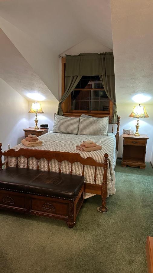  | 7 Gables Inn & Suites