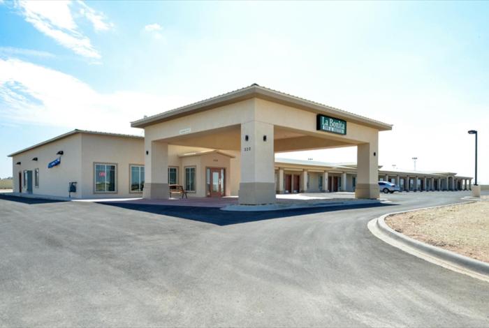 | La Bonita Inn & Suites - Crane