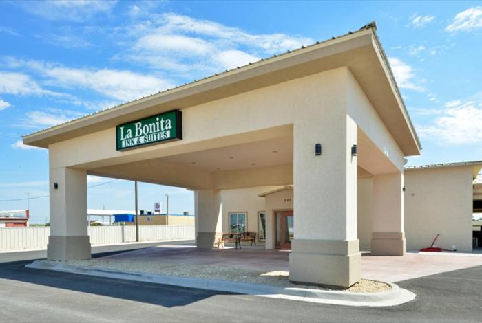 | La Bonita Inn & Suites - Crane