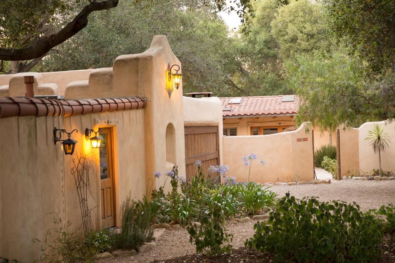 Deluxe Two-Bedroom Villa at Blue Iguana Inn