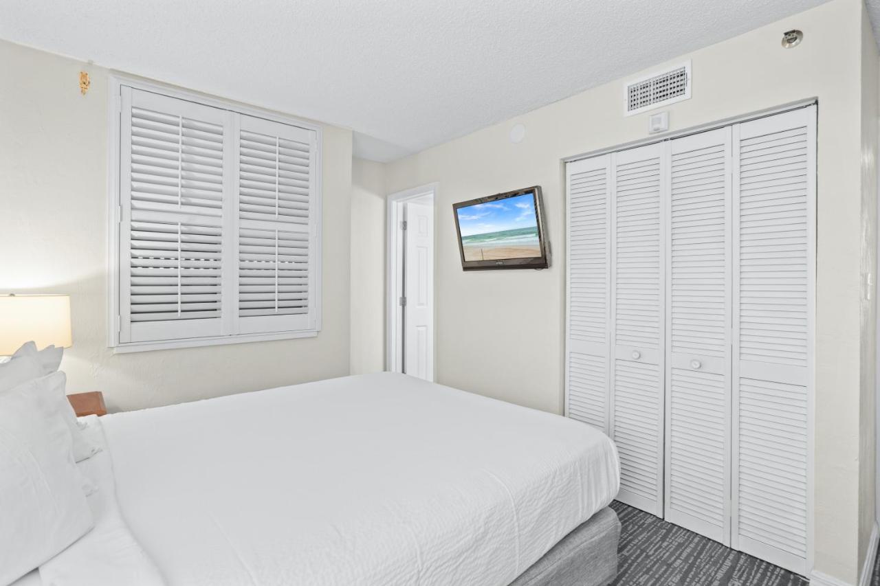 Two-Bedroom Apartment at Tropic Sun Towers