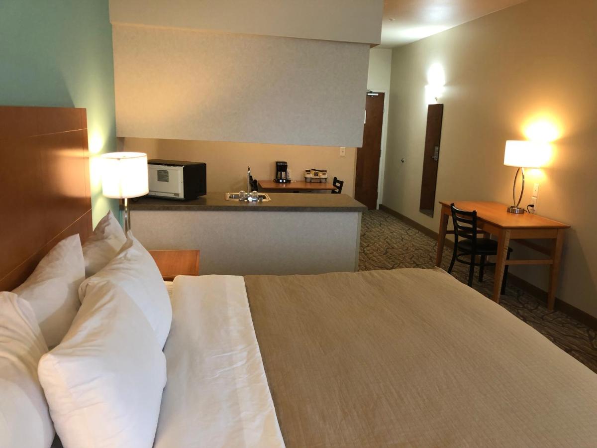 | Aspen Hotel