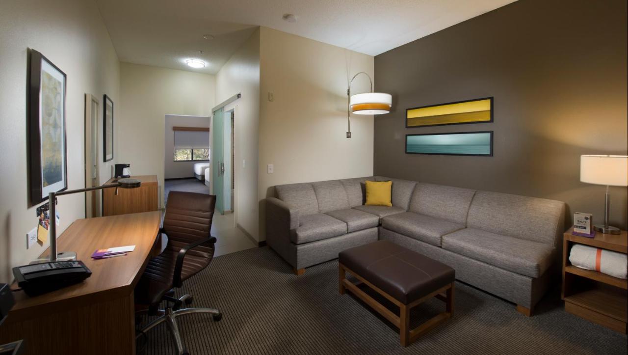 King Room with Sofa Bed - High Floor at Hyatt Place Savannah Airport