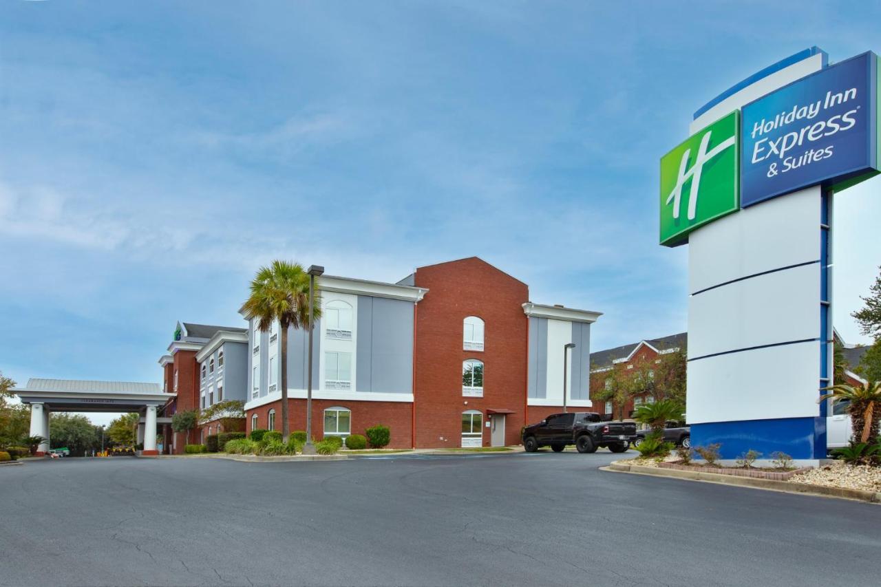 | Holiday Inn Express Hotel & Suites - Sumter, an IHG Hotel