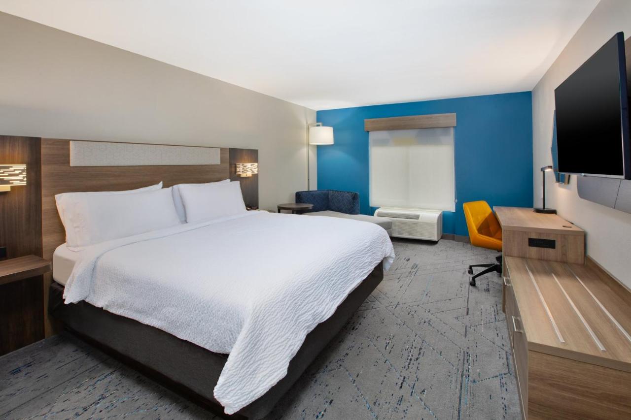 | Holiday Inn Express Hotel & Suites - Sumter, an IHG Hotel