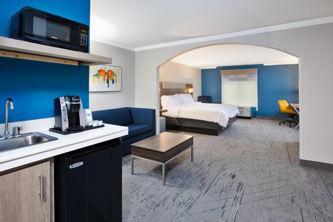 | Holiday Inn Express Hotel & Suites - Sumter, an IHG Hotel