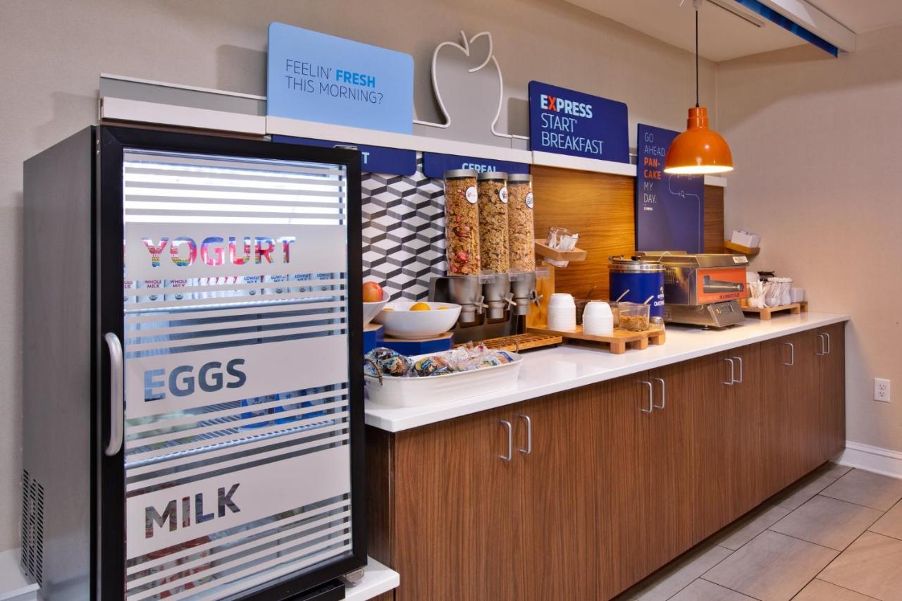 | Holiday Inn Express Hotel & Suites - Sumter, an IHG Hotel