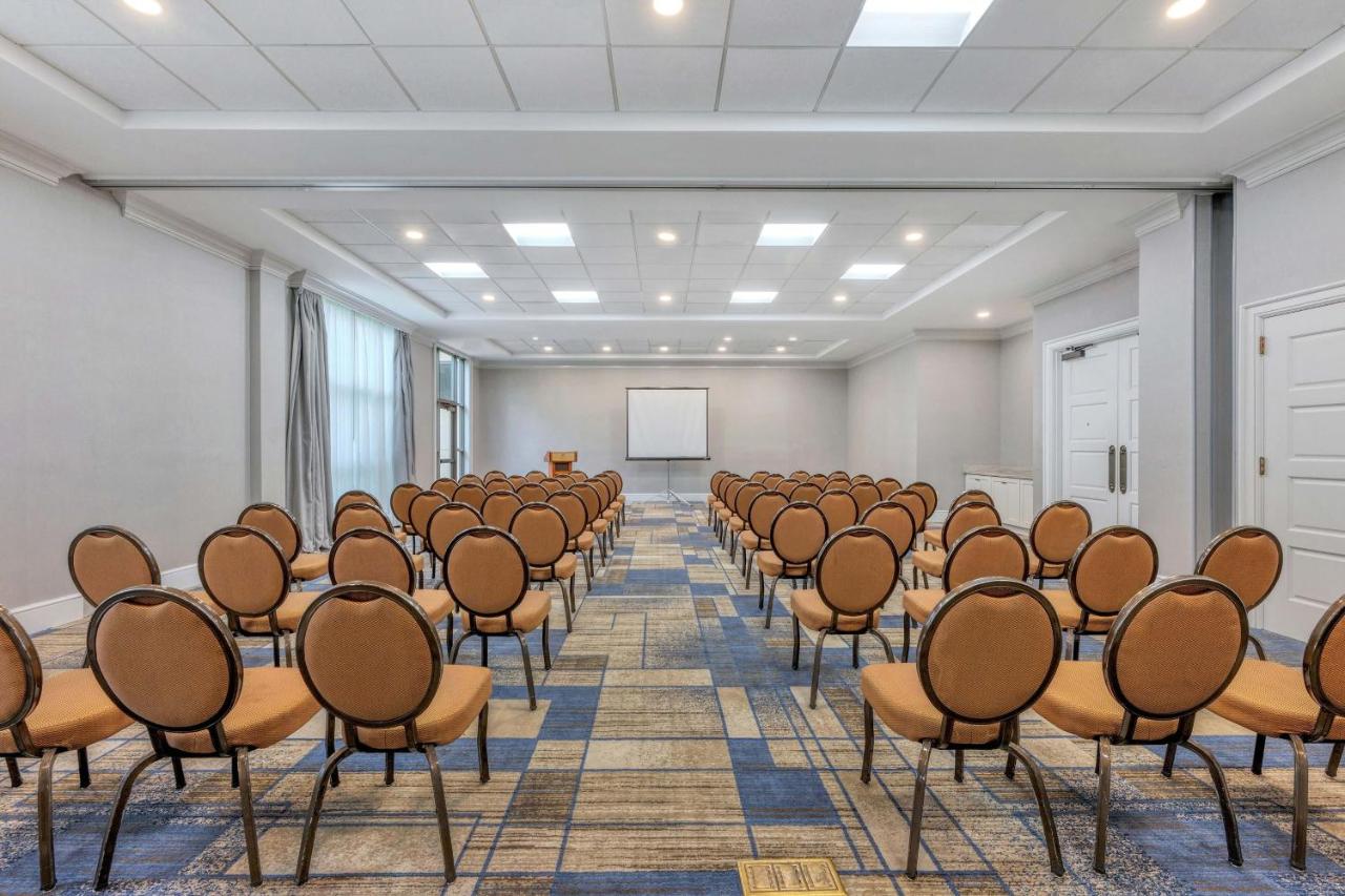  | Sheraton Tarrytown Hotel
