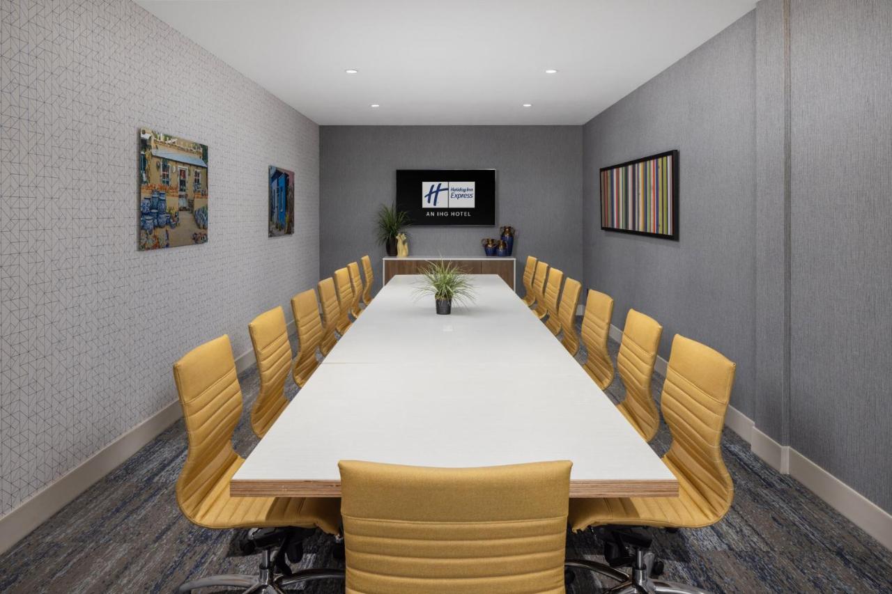  | Holiday Inn Express & Suites Phoenix West - Buckeye, an IHG Hotel