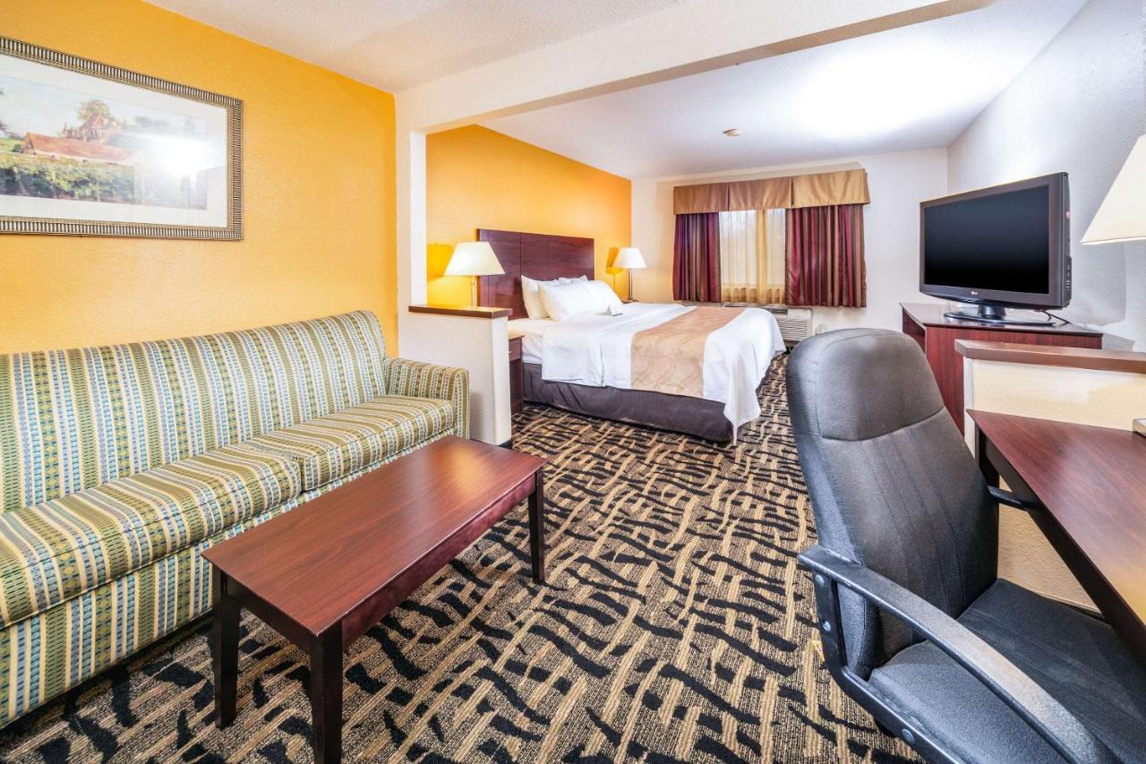King Suite with Sofa Bed - Non-Smoking at Quality Inn & Suites Danville East