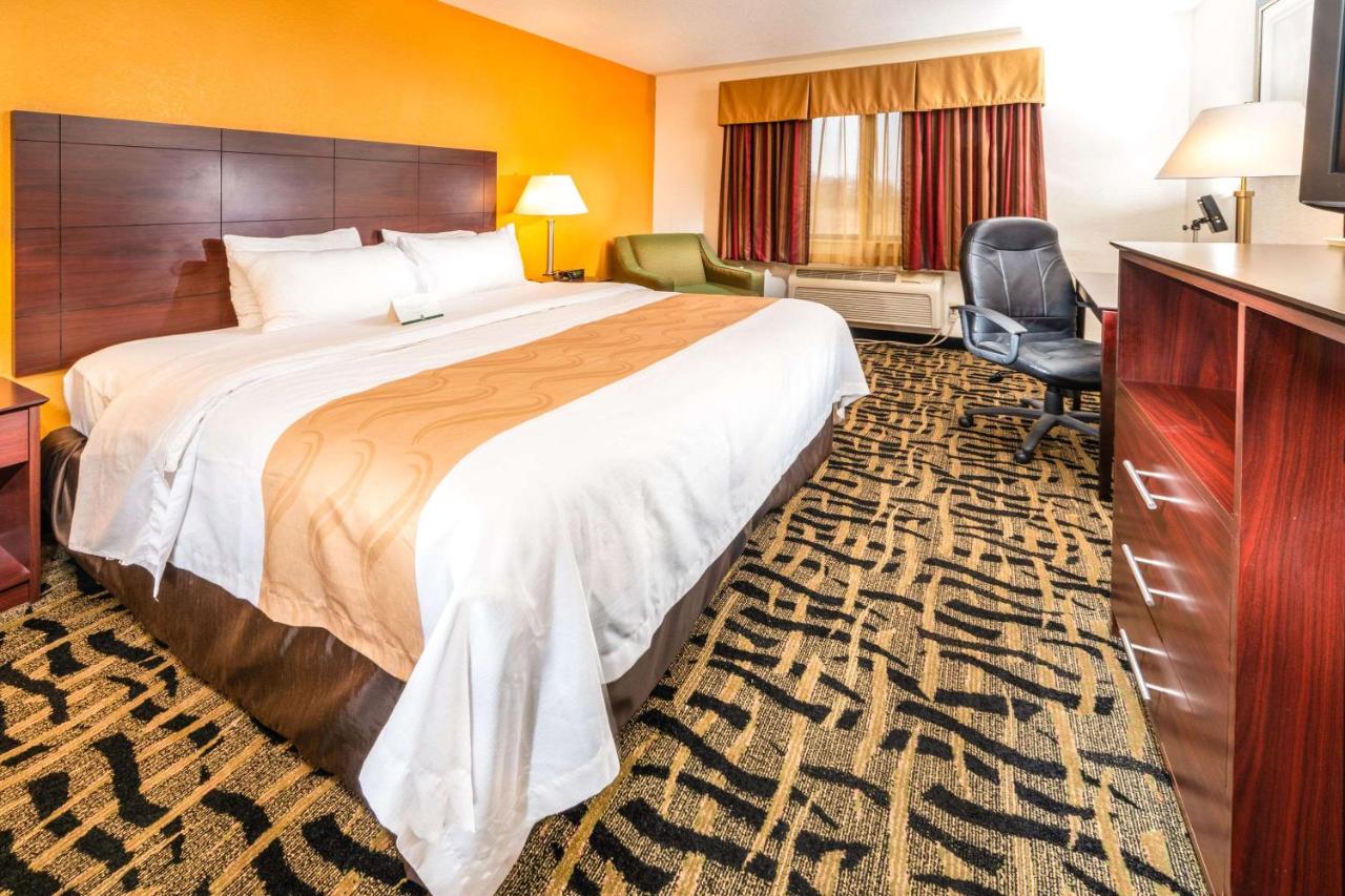 King Suite with Sofa Bed - Non-Smoking at Quality Inn & Suites Danville East