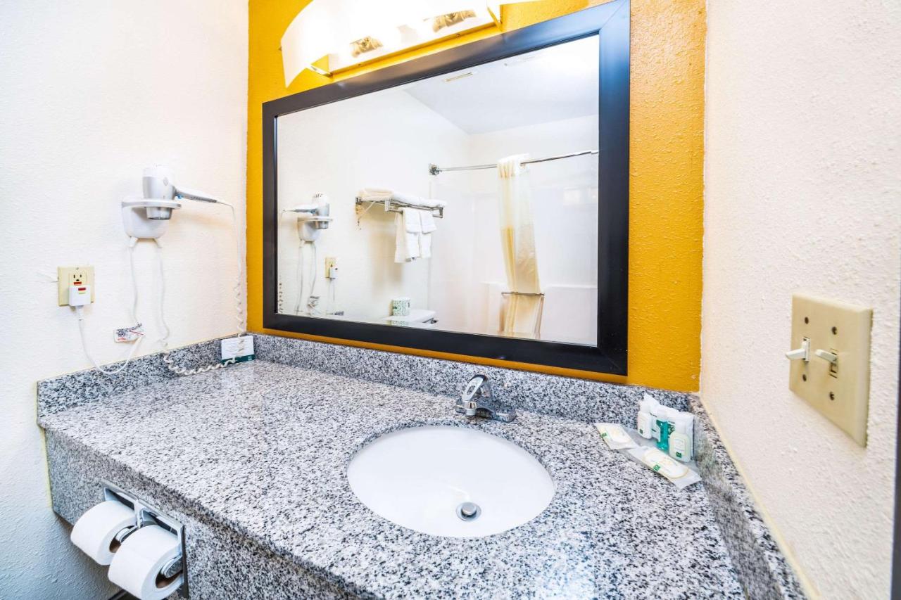 King Suite with Sofa Bed - Non-Smoking at Quality Inn & Suites Danville East