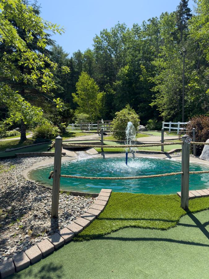 | Country Inn at Camden Rockport